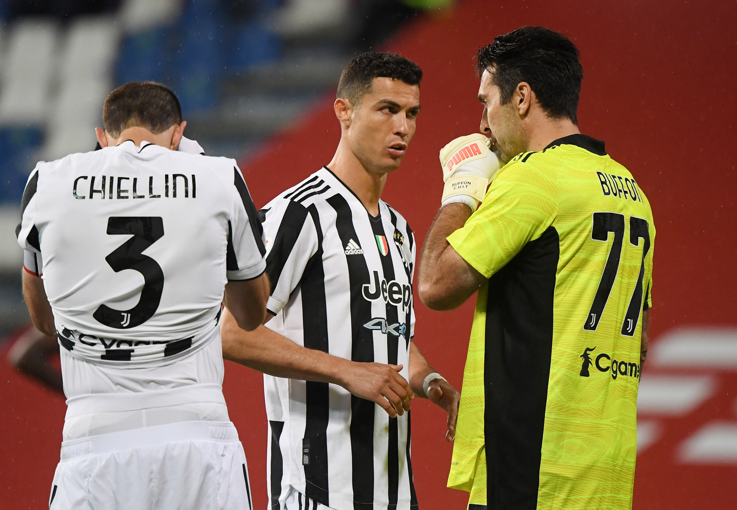 Đội hình Hậu Vệ của câu lạc bộ Juventus trong mùa giải 2020 - 2021